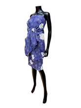 Load image into Gallery viewer, A dotted rose of a kimono