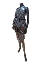 Load image into Gallery viewer, A dotted rose of a kimono