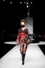 画像をギャラリービューアに読み込む, ヒョウ柄に更紗 着物 YOSHIKI CLASSICAL 2026プラン(特急仕立て・5年保証込み) Black