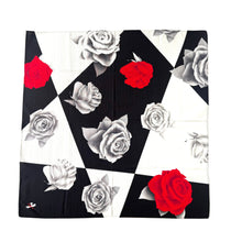 画像をギャラリービューアに読み込む, Y グッズ - 風呂敷 裂取り薔薇 red
