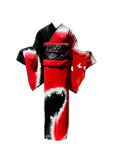 画像をギャラリービューアに読み込む, 取方バラに蝶　着物　YOSHIKI CLASSICAL 2026プラン（特急仕立て・5年保証込み）Black x Red
