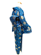 Load image into Gallery viewer, Metallic Dahlia Kimono + Obi Set
