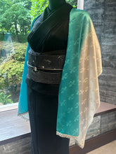 画像をギャラリービューアに読み込む, 【ご予約受付中】YOSHIKIMONO シルクショール  turquoise × white
