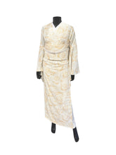 Load image into Gallery viewer, Crystal Rose Kimono + Obi Set 2025 Dinner Show Plan (Limited Express Tailoring, 5-year warranty included) black × red
